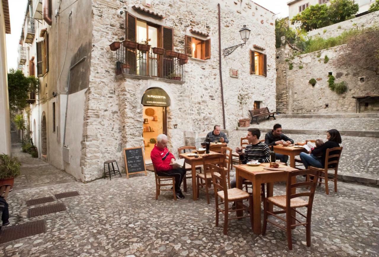 Residenza D'Epoca Borgodifiume Hotel Fiumefreddo Bruzio Buitenkant foto