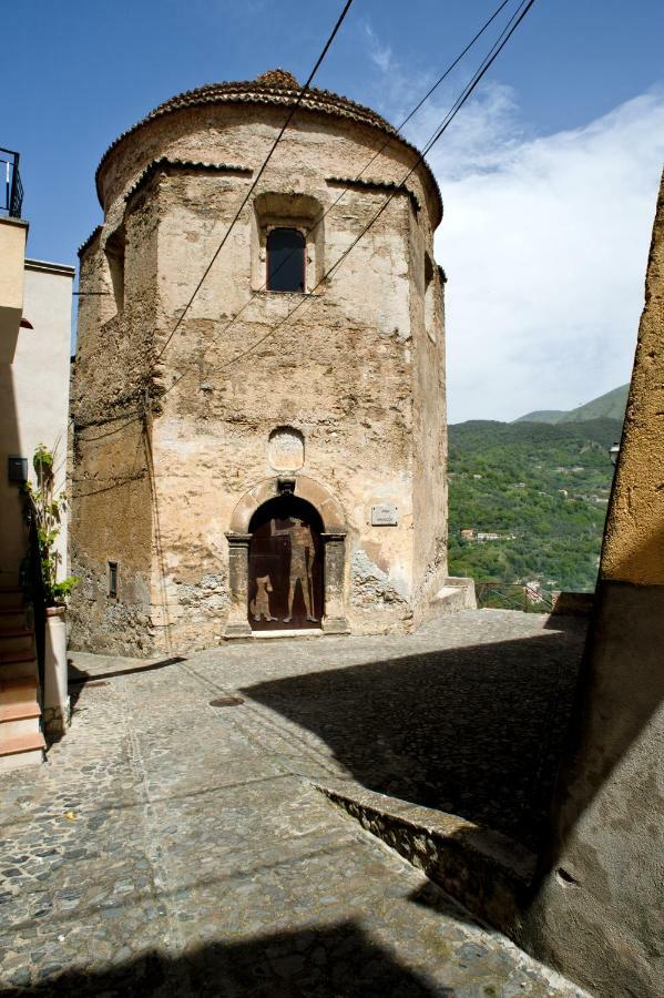 Residenza D'Epoca Borgodifiume Hotel Fiumefreddo Bruzio Buitenkant foto