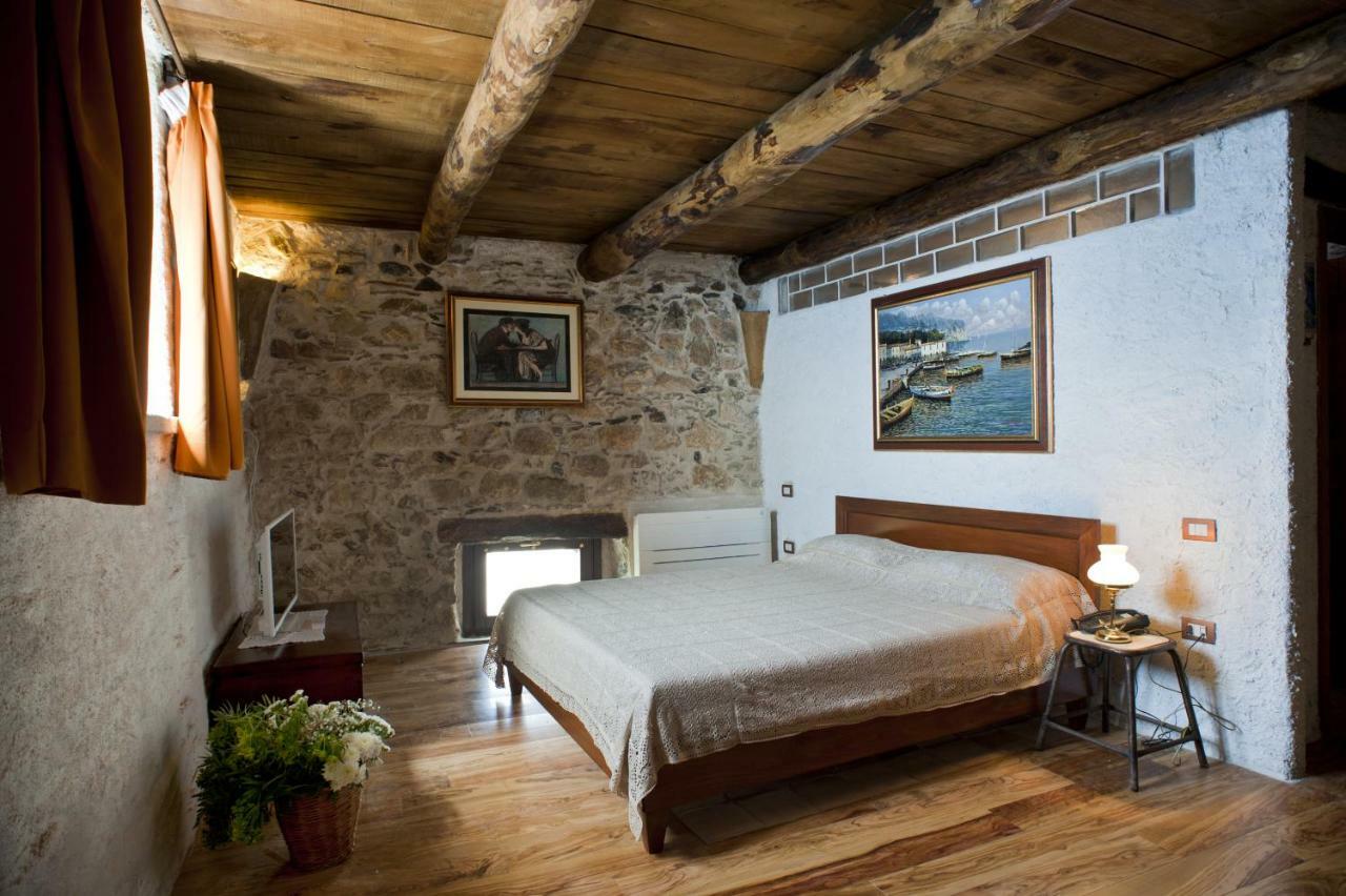 Residenza D'Epoca Borgodifiume Hotel Fiumefreddo Bruzio Buitenkant foto